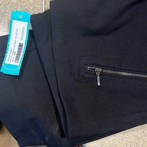 Alex straight leg zipper detail pant size 16w. Black